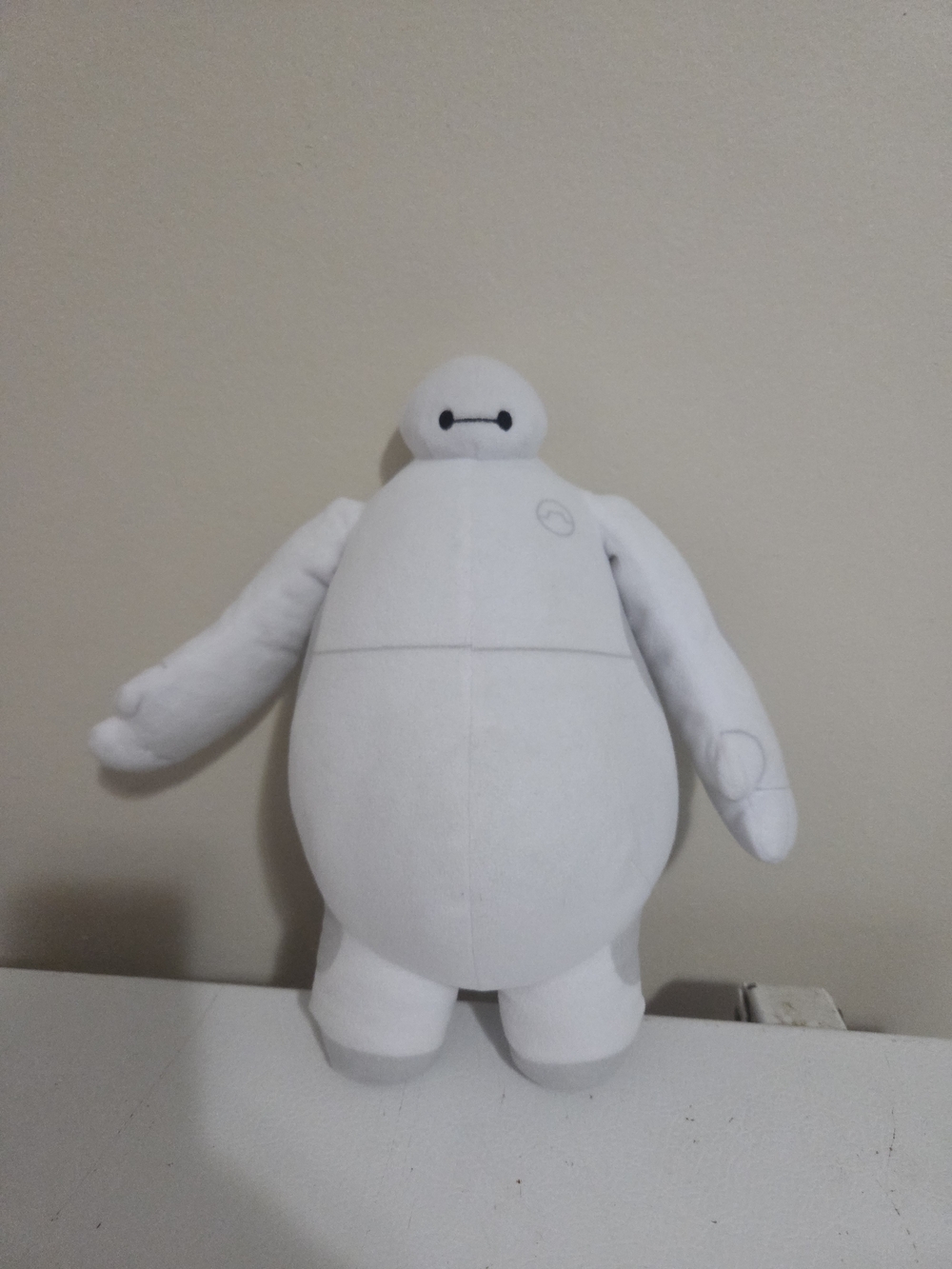 Disney Big Hero 6 The Series Baymax 1o-Inch Medium Plush Toy